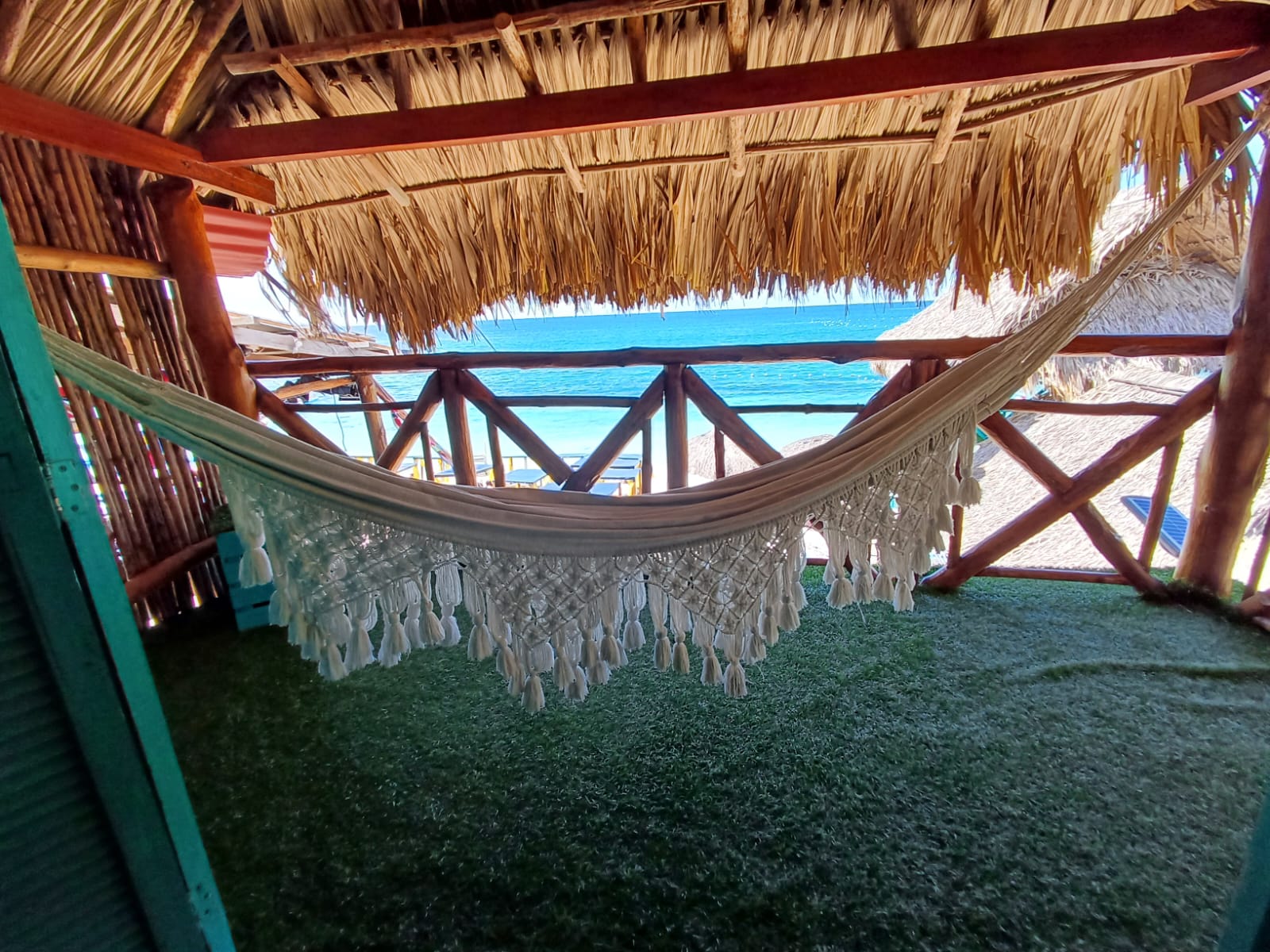 Terraza Hamaca — The Wizard Palo Quemao